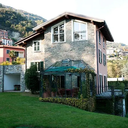 Βίλα Sleeps 8 Pool Air Con Rezzonico